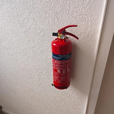 Work And Iam 130qm 4 Schlafzimmer,9x Einzel Bett, Neu Modernisiert