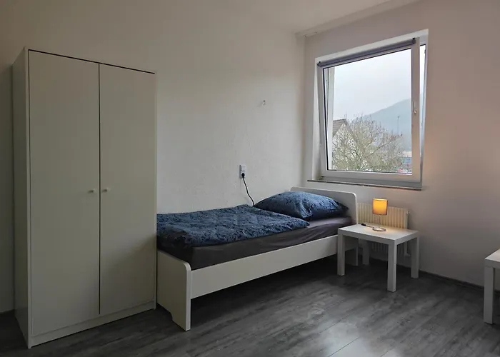 Work And Iam 130qm 4 Schlafzimmer,9x Einzel Bett, Neu Modernisiert Lejlighed