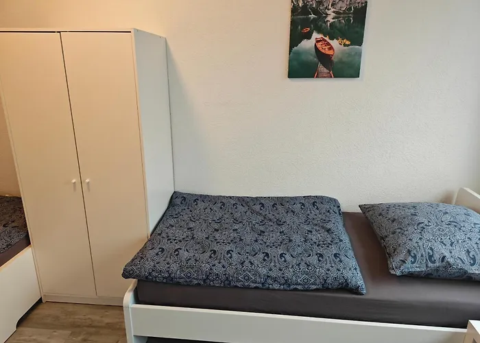 Work And Iam 130qm 4 Schlafzimmer,9x Einzel Bett, Neu Modernisiert *
