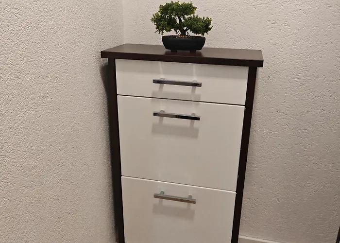 Lejlighed Work And Iam 130qm 4 Schlafzimmer,9x Einzel Bett, Neu Modernisiert *