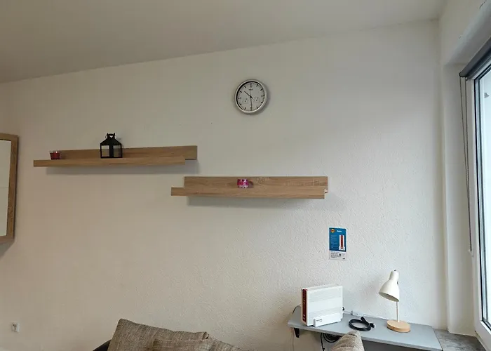 Work And Iam 130qm 4 Schlafzimmer,9x Einzel Bett, Neu Modernisiert * Plettenberg